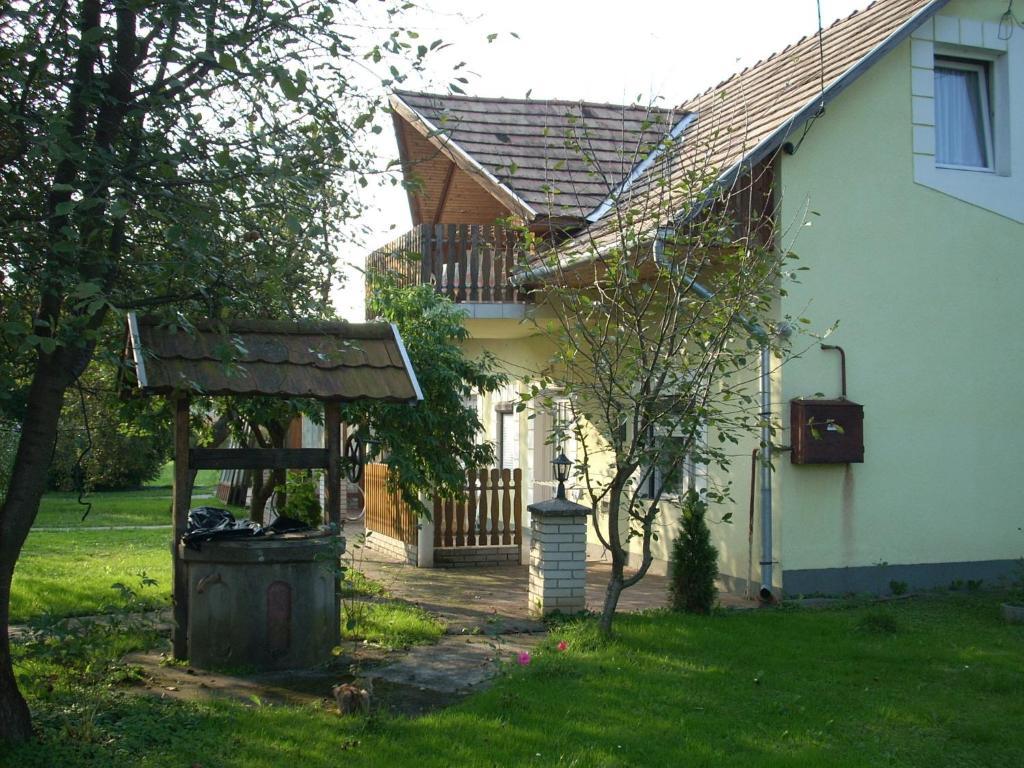Bundics Vendégházak Lenti Camera foto